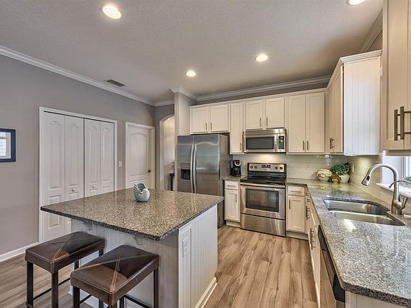3rd image of 321 Balearics Dr