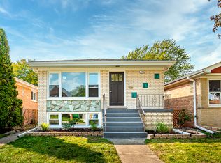 4702 N Octavia Ave, Harwood Heights, IL 60706