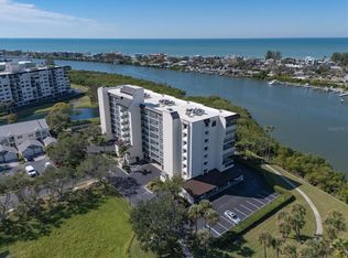 11730 Shipwatch Dr APT 402, Largo, FL 33774