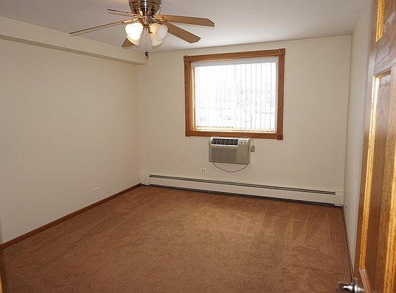4th image of 1375 Rebecca Dr APT 112