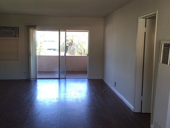 4th image of 1514 N Allen Ave