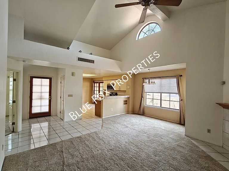 131 E Horizon Cir — Photo 9