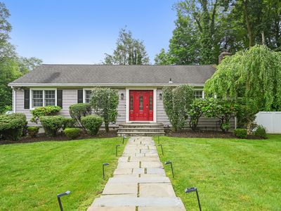 10 Eric Court, Norwalk, CT, 06851