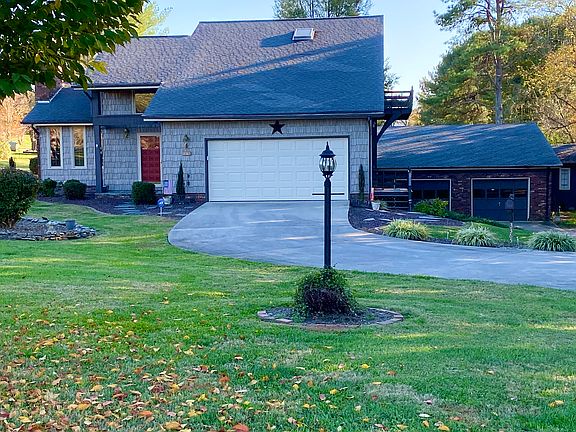 2nd image of 3365 Rock Creek Rd