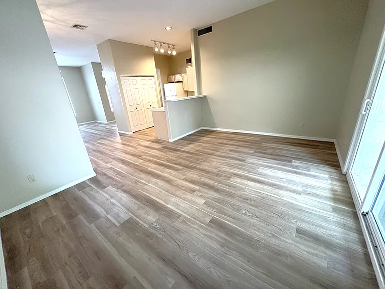 80 N Cheesebrush Ave — Photo 11