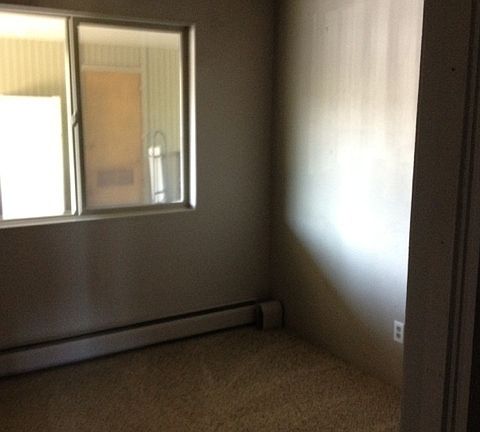 5th image of 520 W Spruce St APT B302