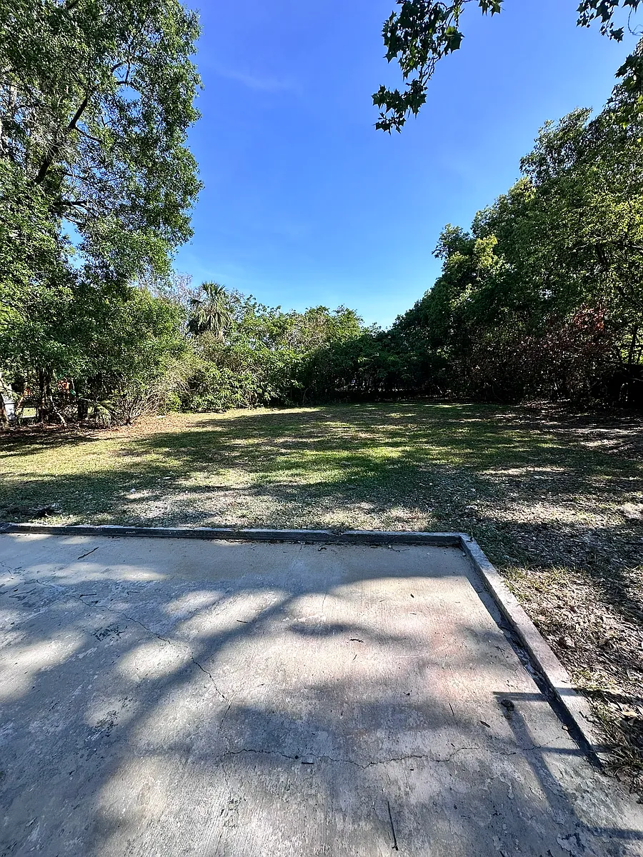 Building Photo - 6650 Pinnochio Dr