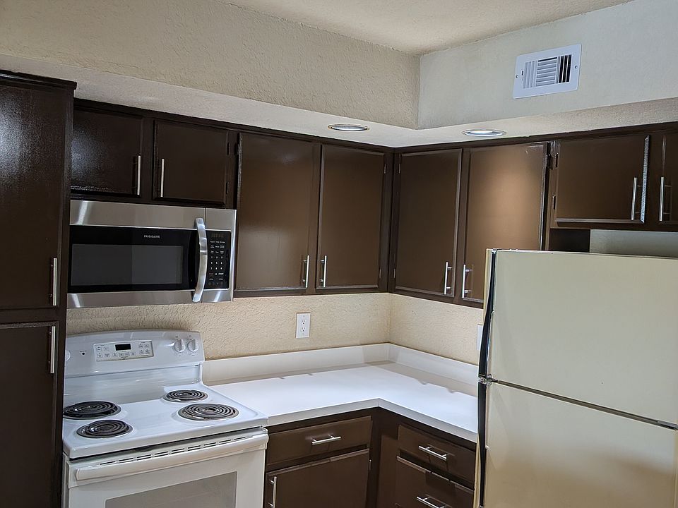 1st image of 731 Vista Isles Dr APT 1516