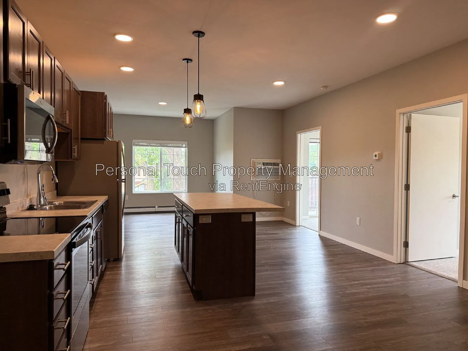 2 bed, 2.0 bath, $1,395 — Photo 4