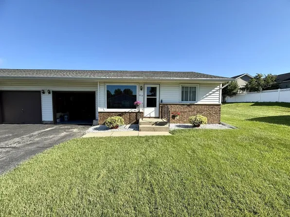 319 5th Street, Monroe, WI 53566