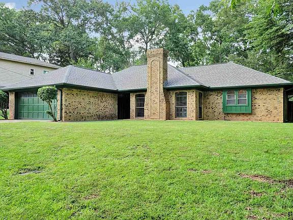 2nd image of 307 Forest South Dr