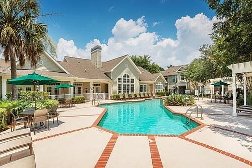 Legends Pool