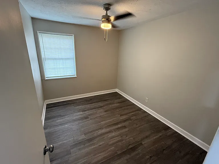1507 Wyman St NE — Photo 7