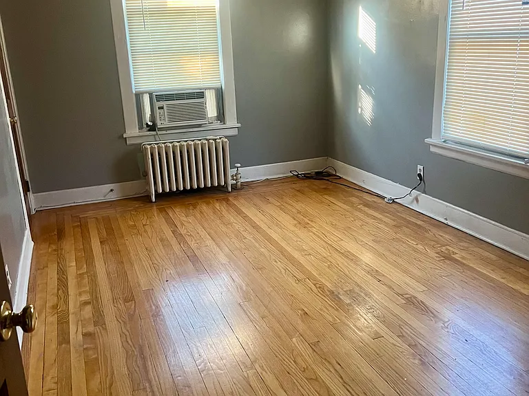 225 3rd Ave #2 — Photo 3