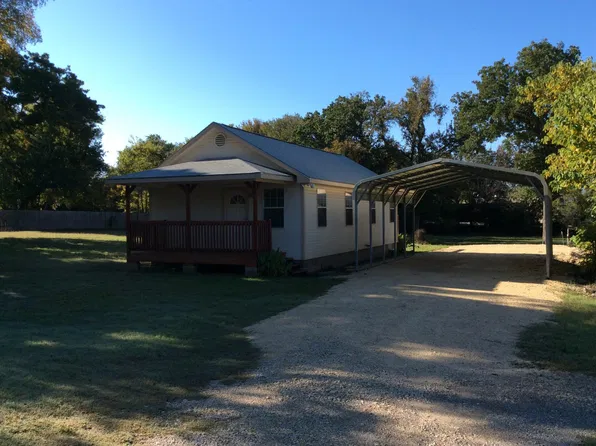 714 Riverside Dr, Stephenville, TX 76401