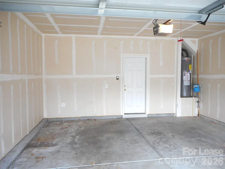 5860 Glassport Ln — Photo 11