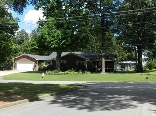 1015 S Lexington St, Trenton, TN 38382