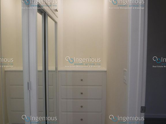 4th image of 360 W Chevy Chase Dr #31