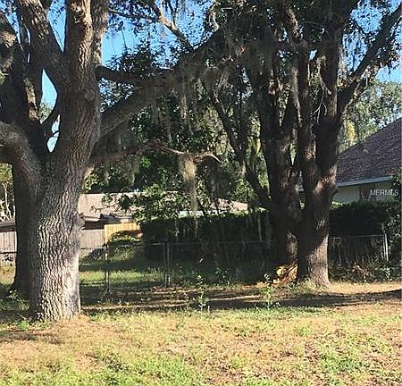 4th image of 1549 Regal Oak Dr