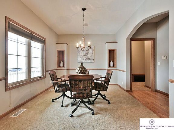 3rd image of 2709 Liberty Ln