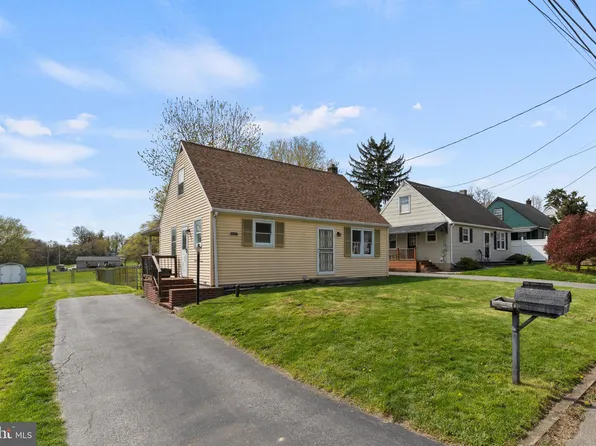 810 S 15th St, Columbia, PA 17512