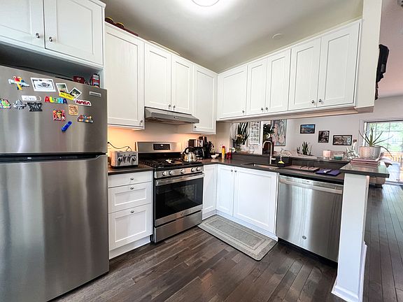 4th image of 7220 Stover Ct