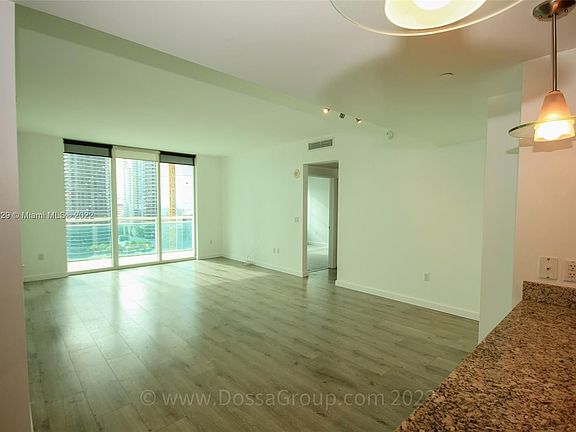 4th image of 951 Brickell Ave APT 2505