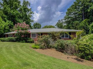 1424 Knollwood Ter, Decatur, GA 30033