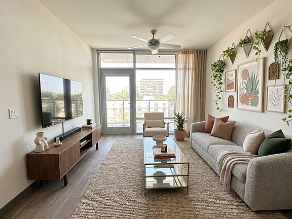 2nd image of 3534 5th Ave #710