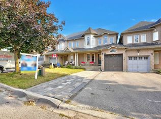 68 Root Cres E, Ajax, ON L1T 4M3
