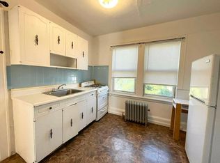 2721 12th St #3, Astoria, NY 11102