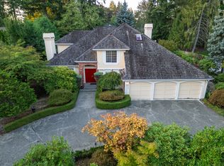 16528 SE 46th St, Bellevue, WA 98006