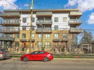 9456 134th St #TOWNHOUSE 4, Surrey, BC V3V 5S4