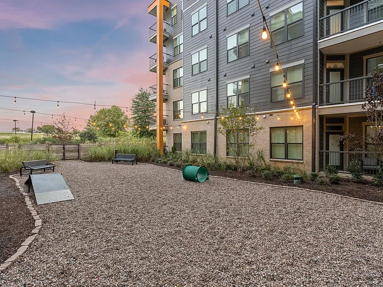The Flats at Springhurst Apartments of Louisville — Photo 35