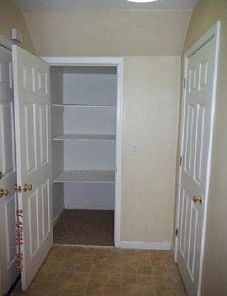 4th image of 2263 Woodset Dr