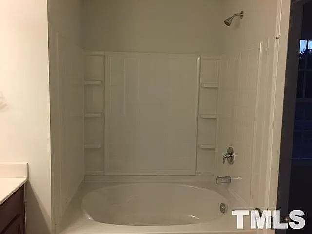 803 New Derby Ln — Photo 9