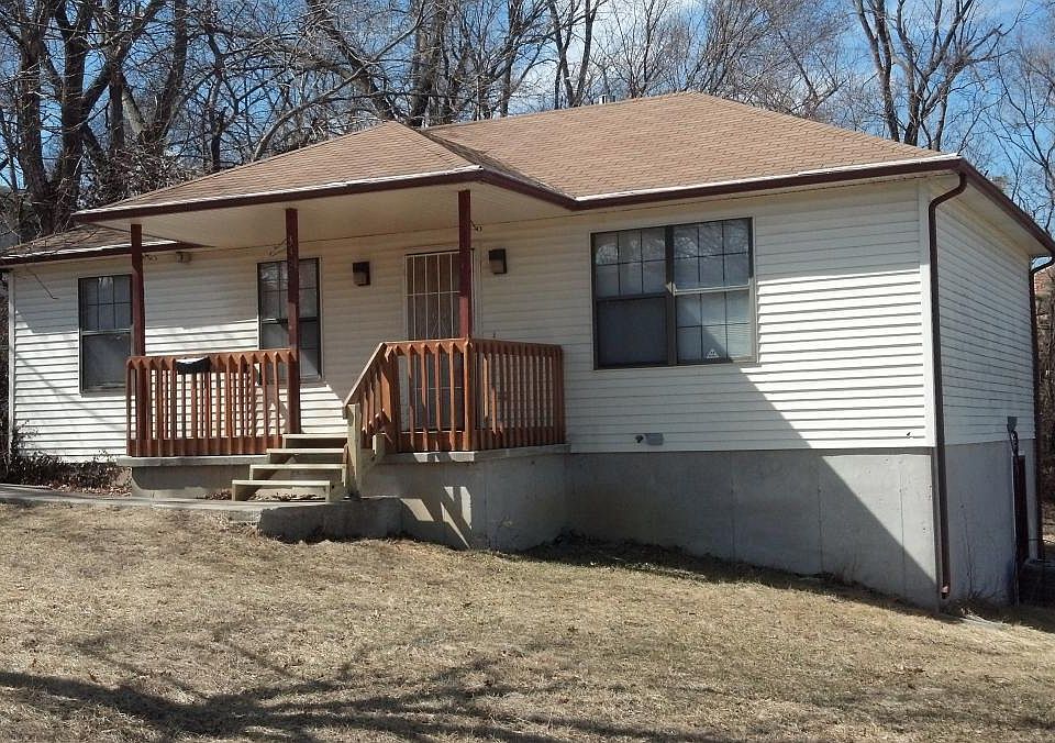 1st image of 3328 Denver Ave