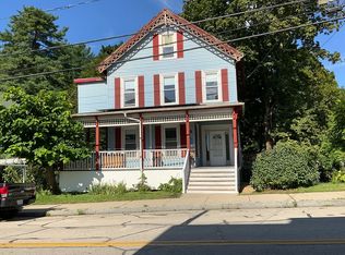 104 Elm St, Southbridge, MA 01550