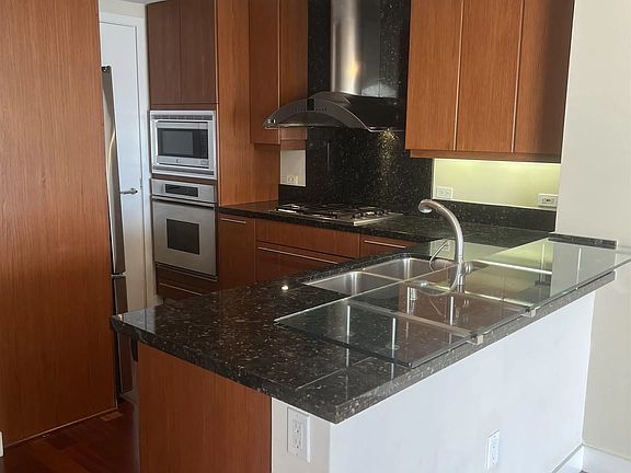 5th image of 1199 Pacific Hwy Unit 307