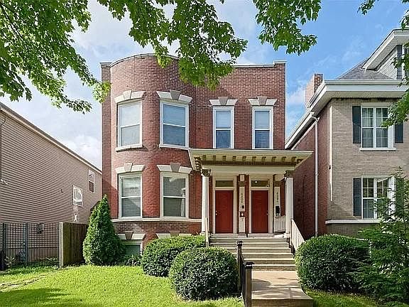 1st image of 4204 McPherson Ave #2F