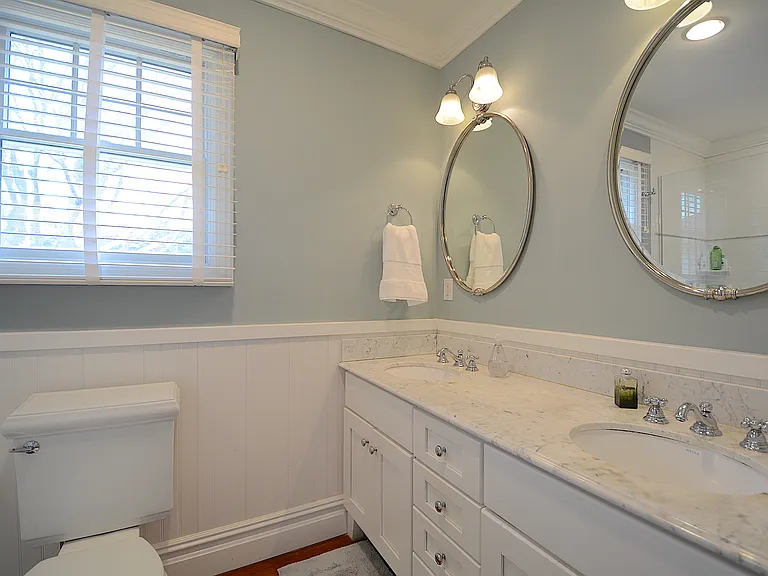 54 Halsey Rd — Photo 12