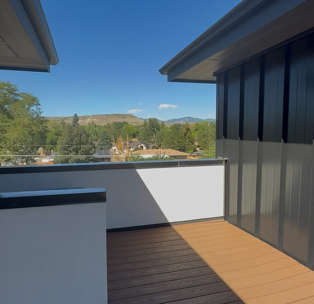 3 bed, 3.5 bath, 1815 sqft, $3,350 — Photo 1