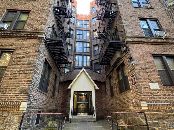 762 Brady Avenue image 13 of 13