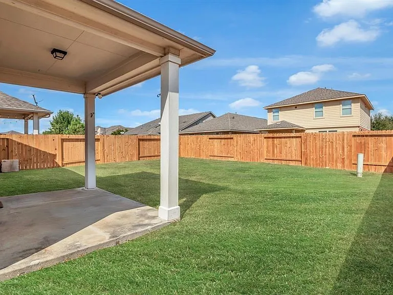 8110 Heartbrook Field Ln — Photo 28
