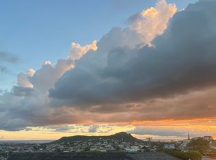 1521 Pualele Pl, Honolulu, HI 96816