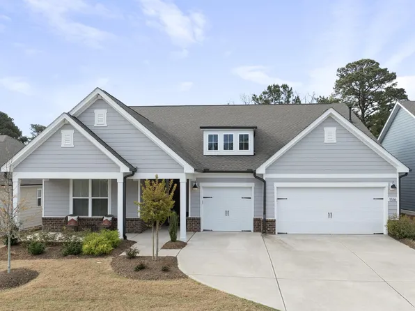 1516 Gatekeeper Ln, Fuquay Varina, NC 27526