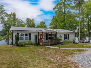 154 Herman Rd, Bracey, VA 23919