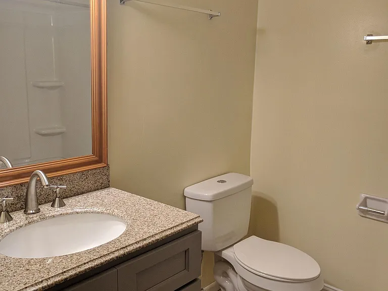 3244 Redwood Ln #B — Photo 8