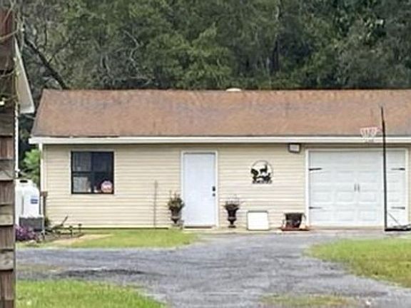 2nd image of 222 Fiddie St