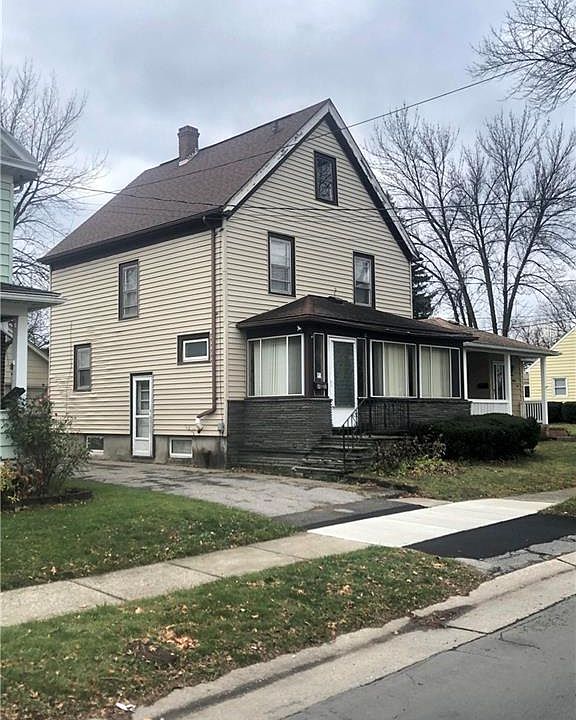 2nd image of 1481 Jay St